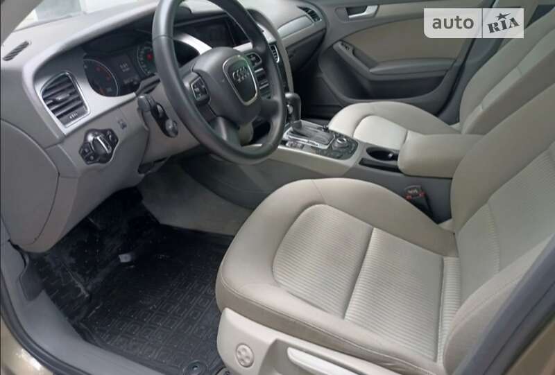 Универсал Audi A4 2009 в Хмельницком