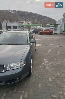 Седан Audi A4 2001 в Черновцах