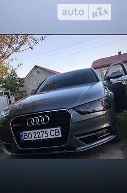 Седан Audi A4 2012 в Тернополе