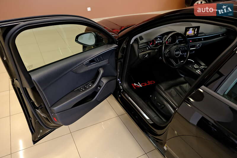 Седан Audi A4 2017 в Одесі
