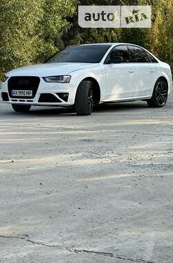 Седан Audi A4 2014 в Харькове