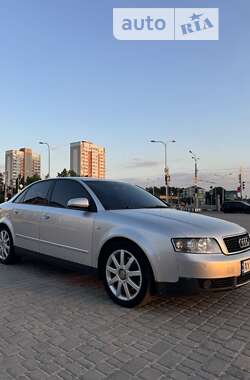 Седан Audi A4 2003 в Харкові