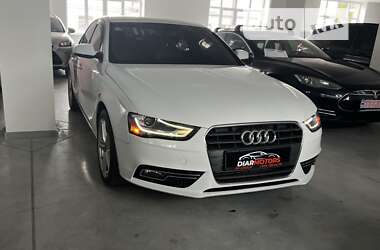 Седан Audi A4 2013 в Полтаве