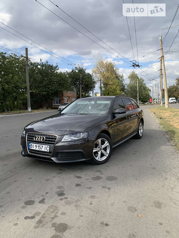 Універсал Audi A4 2010 в Полтаві