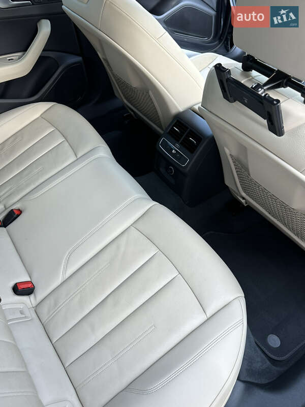 Седан Audi A4 2017 в Трускавце