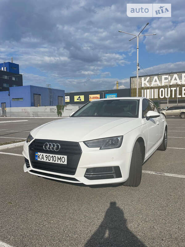 Audi A4 2019
