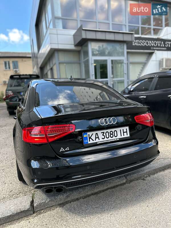 Седан Audi A4 2015 в Харкові