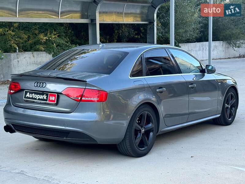 Седан Audi A4 2012 в Киеве