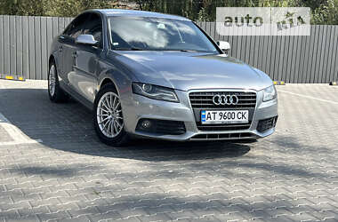 Седан Audi A4 2010 в Косові