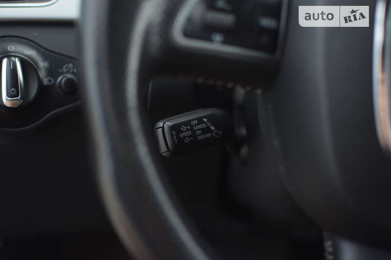 Седан Audi A4 2011 в Киеве