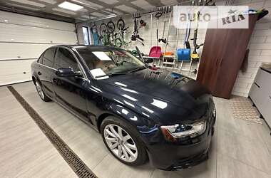 Седан Audi A4 2013 в Киеве