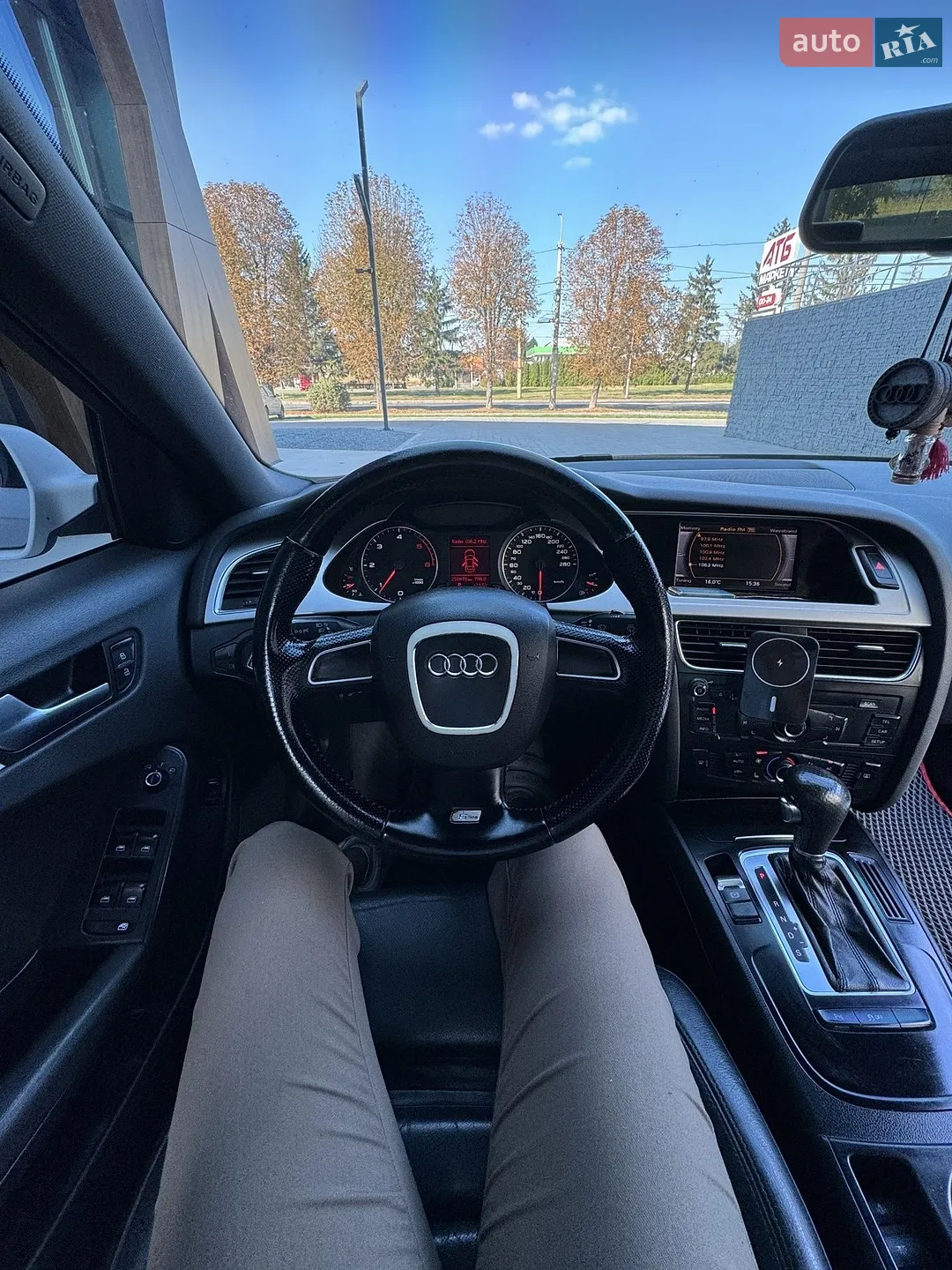 2011 Audi A4 - мініатюра 15
