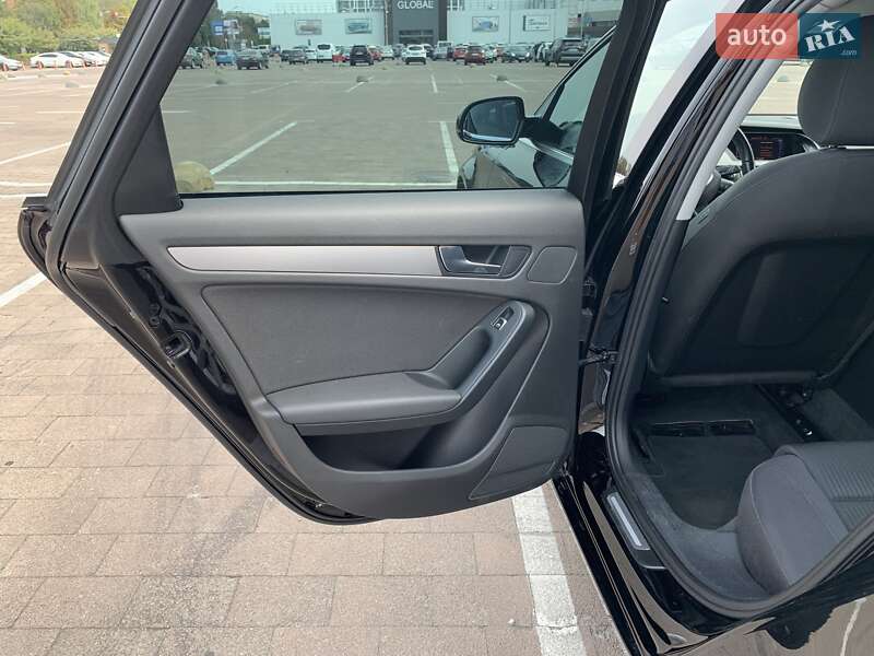 Универсал Audi A4 2012 в Житомире