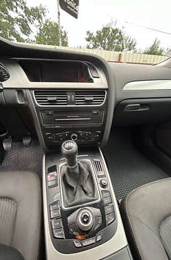 Седан Audi A4 2010 в Звягеле