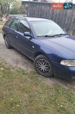 Универсал Audi A4 2001 в Рокитном