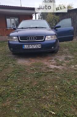 Универсал Audi A4 2001 в Рокитном