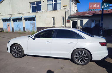 Седан Audi A4 2020 в 