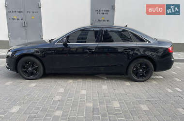 Седан Audi A4 2010 в 