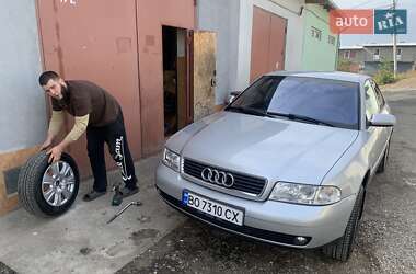Седан Audi A4 1999 в Тернополе