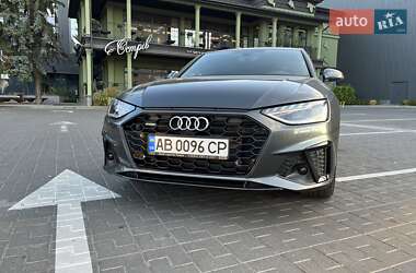 Седан Audi A4 2023 в 