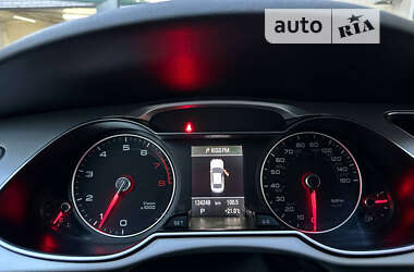 Седан Audi A4 2015 в 