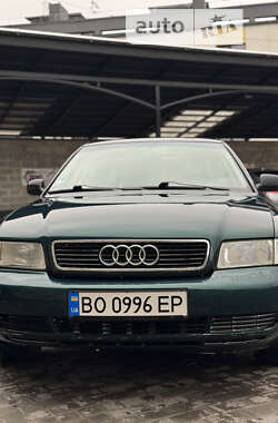 Седан Audi A4 1995 в Тернополе