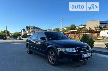 Седан Audi A4 2002 в Староконстантинове