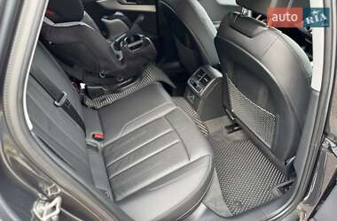 Седан Audi A4 2017 в 