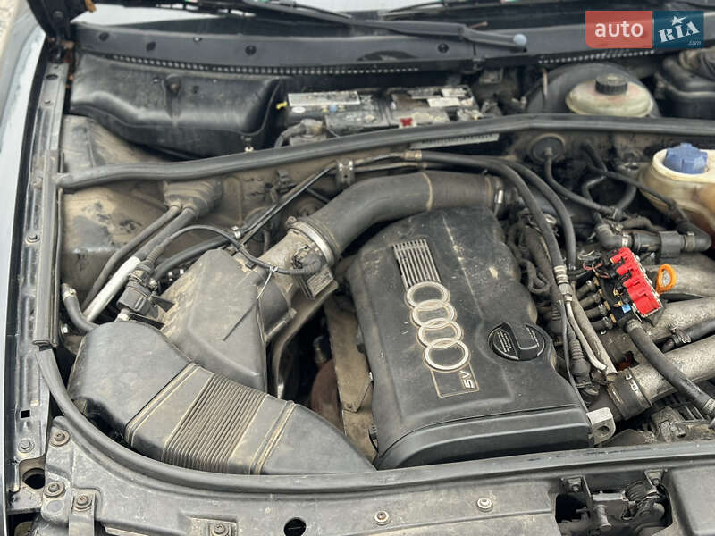 Седан Audi A4 1996 в Луцке