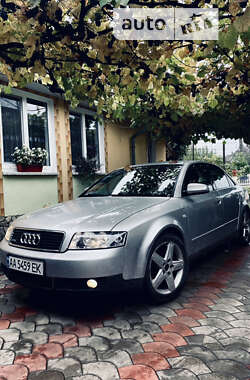 Седан Audi A4 2001 в Стрые