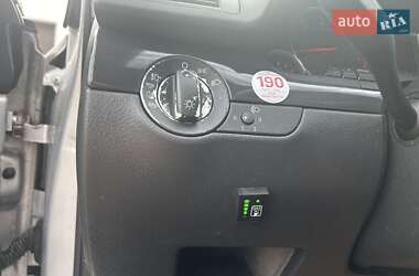 Седан Audi A4 2002 в 