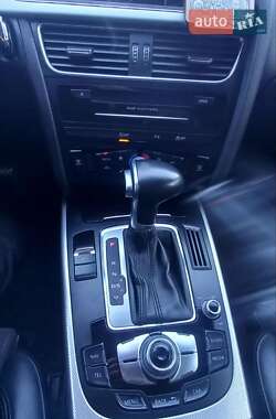 Седан Audi A4 2015 в 