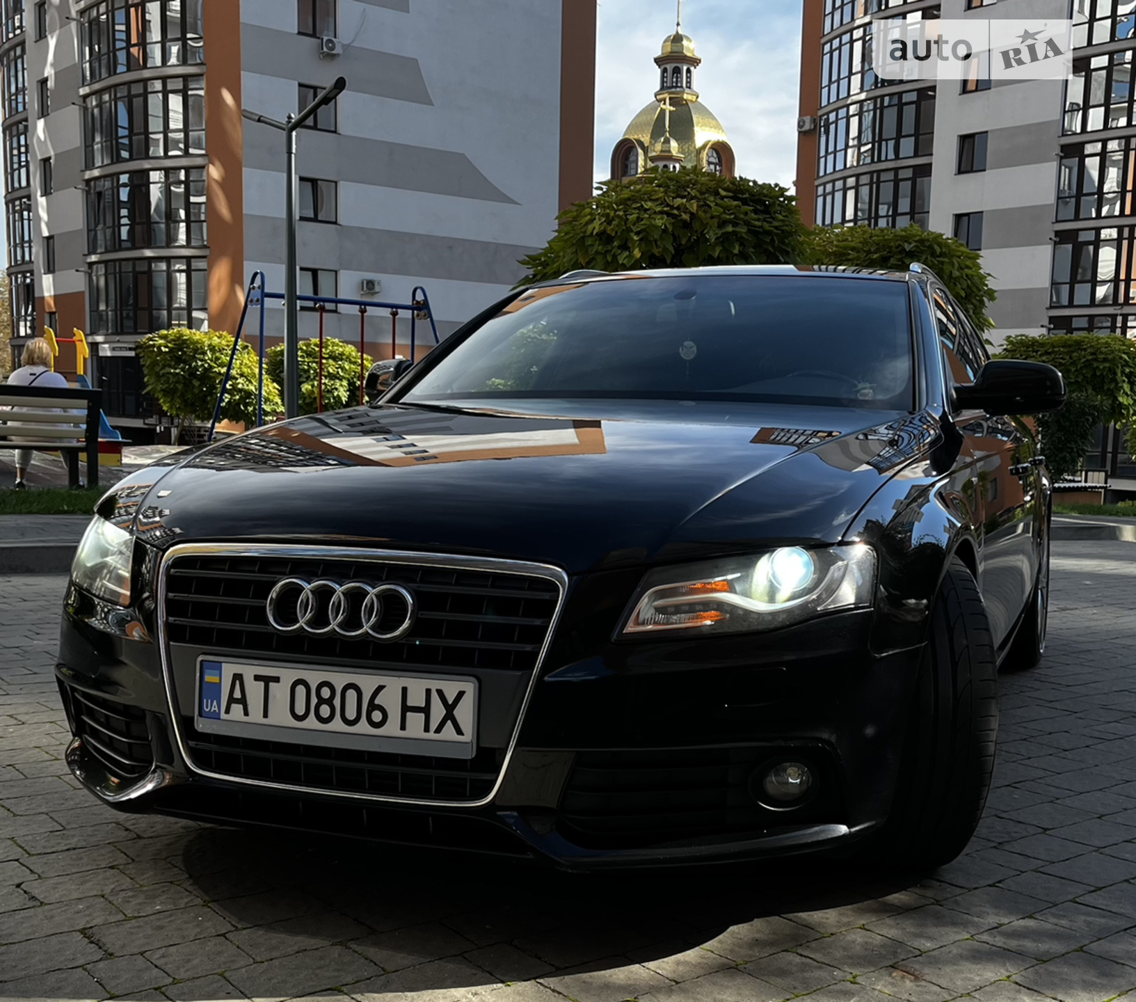 2010 Audi A4 - мініатюра 10