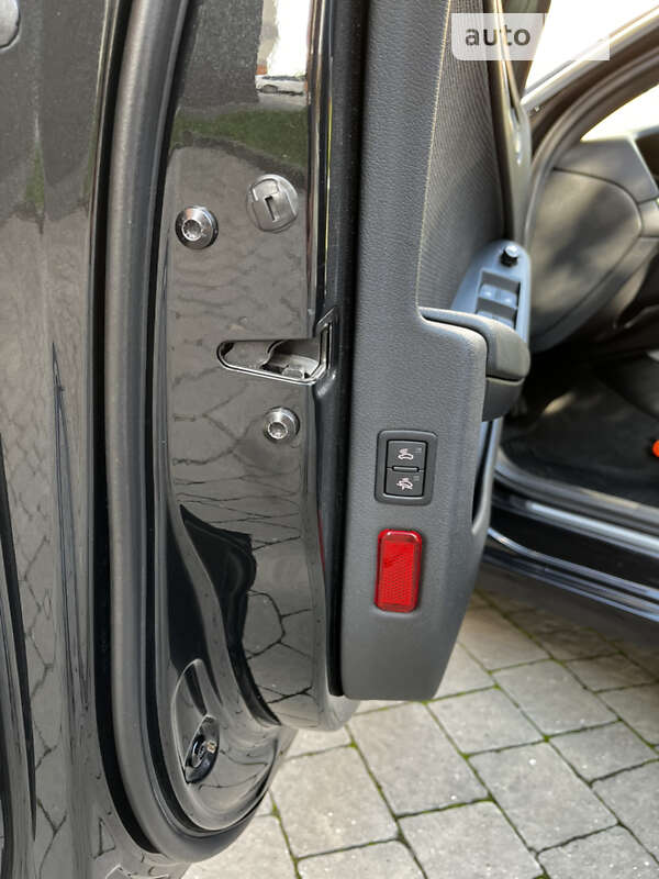 Универсал Audi A4 2010 в Ивано-Франковске