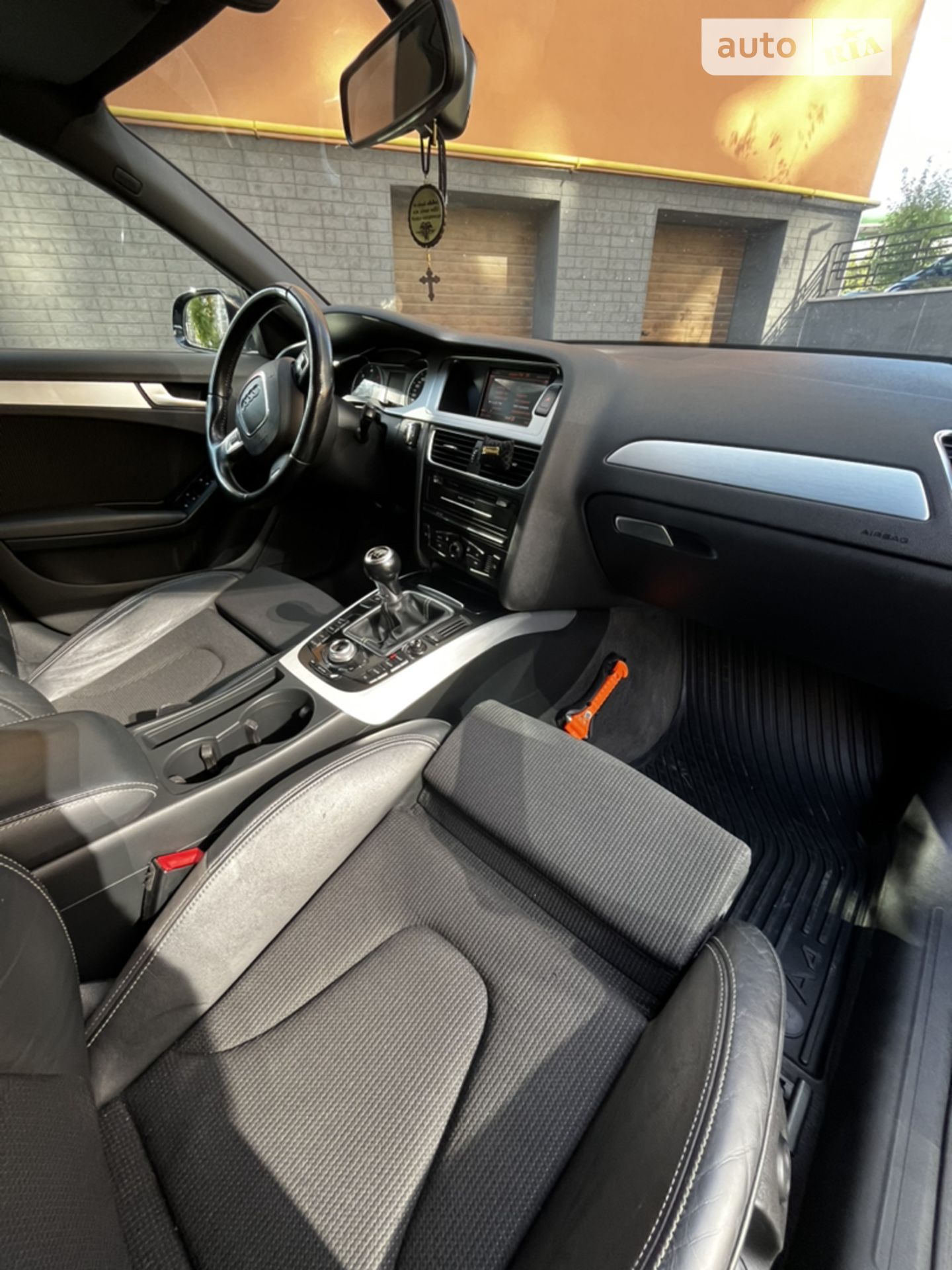 2010 Audi A4 - мініатюра 70