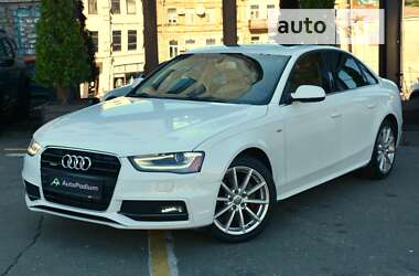 Седан Audi A4 2015 в Киеве