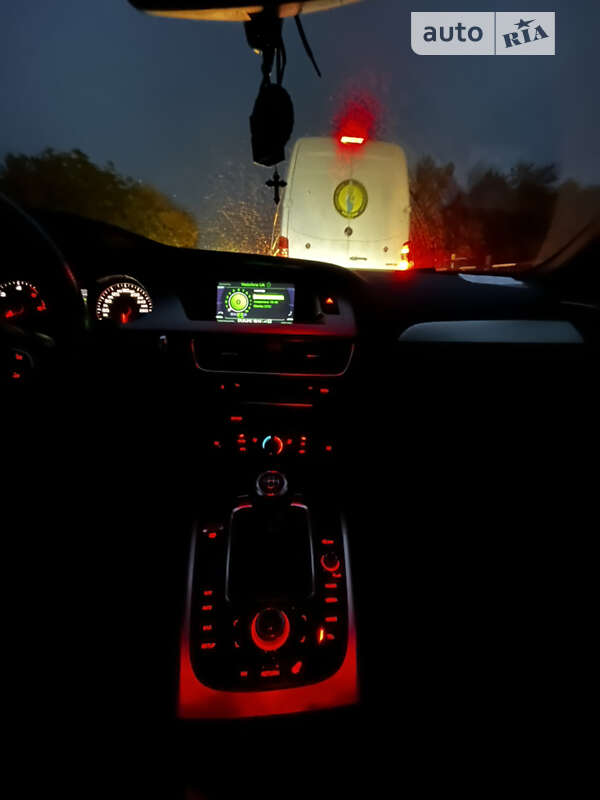 Универсал Audi A4 2010 в Ивано-Франковске
