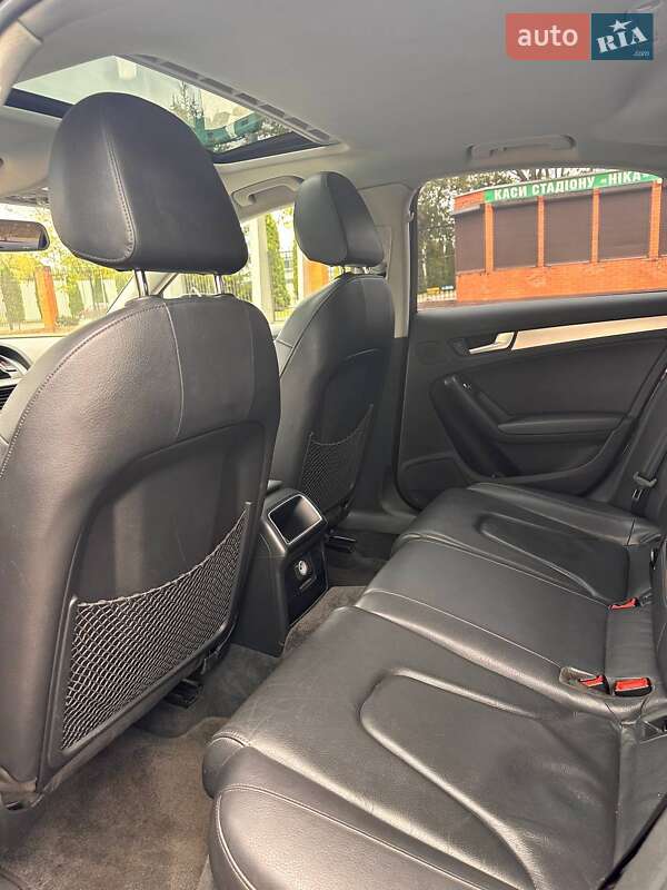 Седан Audi A4 2013 в Александрие