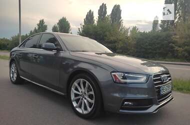 Седан Audi A4 2014 в Киеве