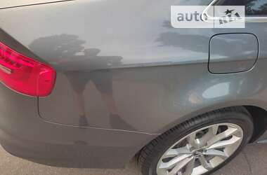 Седан Audi A4 2014 в Киеве