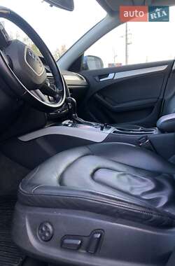 Седан Audi A4 2010 в Вишгороді