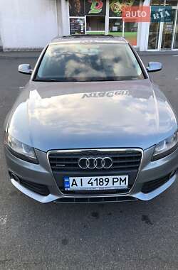 Седан Audi A4 2010 в Вишгороді