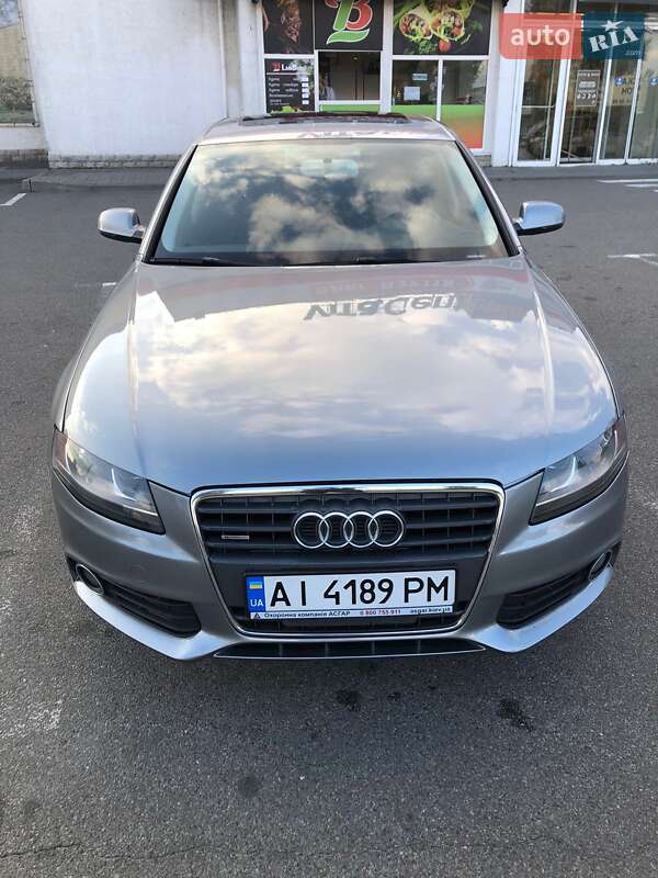 Седан Audi A4 2010 в Вышгороде