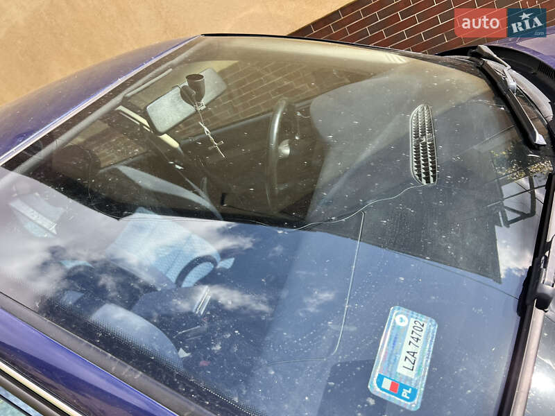 Седан Audi A4 1998 в Львове