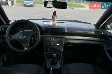 Седан Audi A4 1996 в 