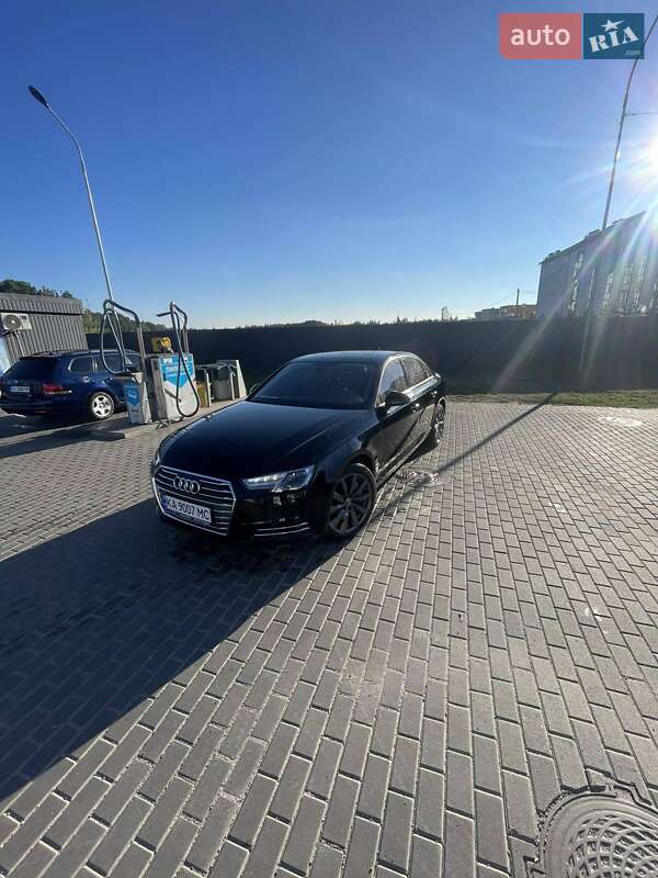 Седан Audi A4 2016 в Києві
