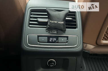 Седан Audi A4 2020 в 