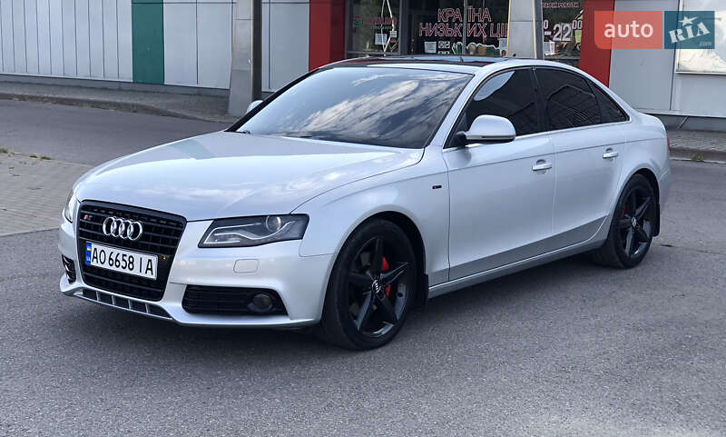 Седан Audi A4 2008 в Хусте