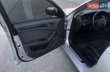 Седан Audi A4 2008 в Хусте