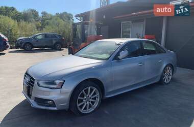 Седан Audi A4 2014 в Львове